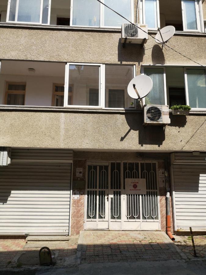 Apartment Happy Home Varna Esterno foto