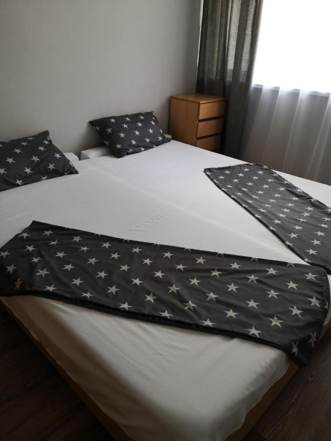 Apartment Happy Home Varna Esterno foto