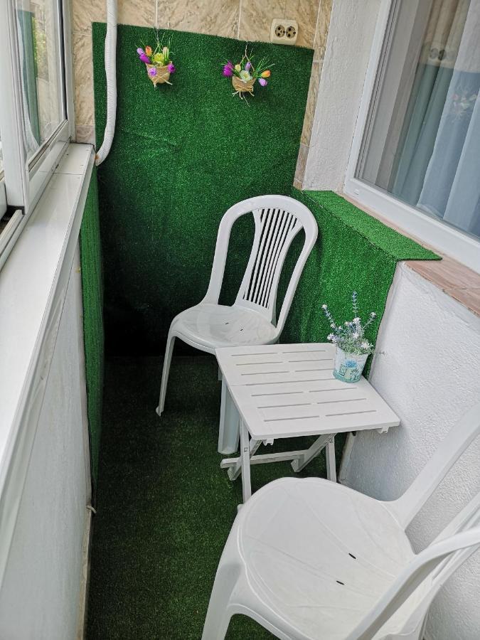 Apartment Happy Home Varna Esterno foto